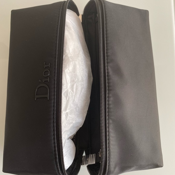 New Dior Toiletry bag - Picture 3 of 8